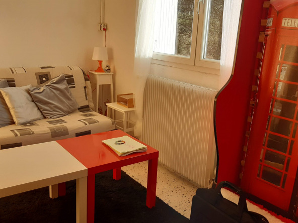 Maison petite chambre du haut